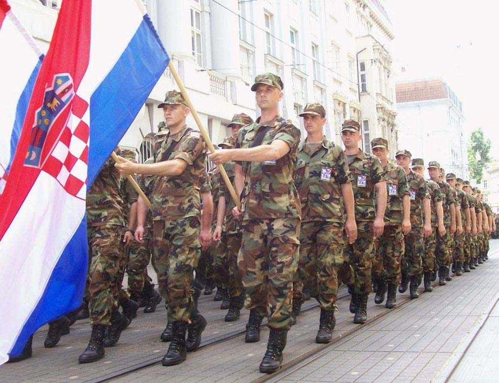 Hrvatska vojska, autor Suradnik13, VIKI